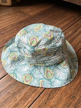Pistil Womens Sun Hat Peacock Feather Print OS